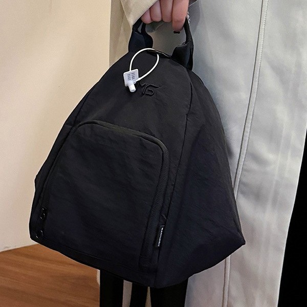 Lightweight bag for women, Spring 2025 collection: Fashionable hand-held backpack, dual-purpose single-shoulder fashionable washable fabric crossbody bag Specification drawing