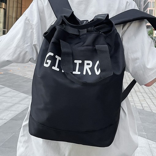 New nylon portable backpacks for men and women, casual travel bags for couples, lightweight and versatile details Picture