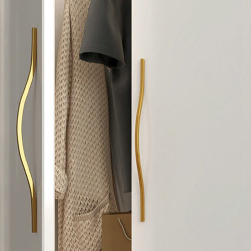 High-end wardrobe handle, light luxury, modern and simple cabinet, black and gold drawer, long handle, cabinet door, wardrobe door handle details Picture