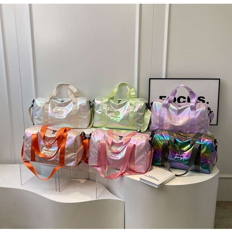 New cross-border short-distance colorful travel bag, fashionable casual sports and fitness bag, large-capacity dry and wet separation luggage bag Application Scenario