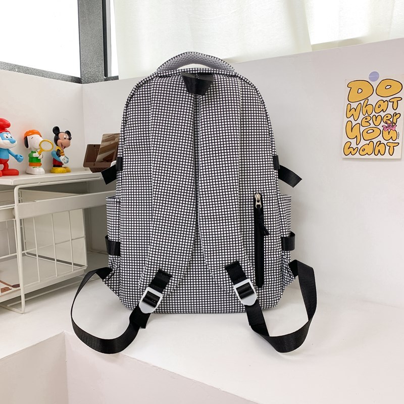 Schoolbag for female college students, a niche design backpack, a large capacity backpack with a checkered cartoon puppy for junior and senior high school students Specification drawing