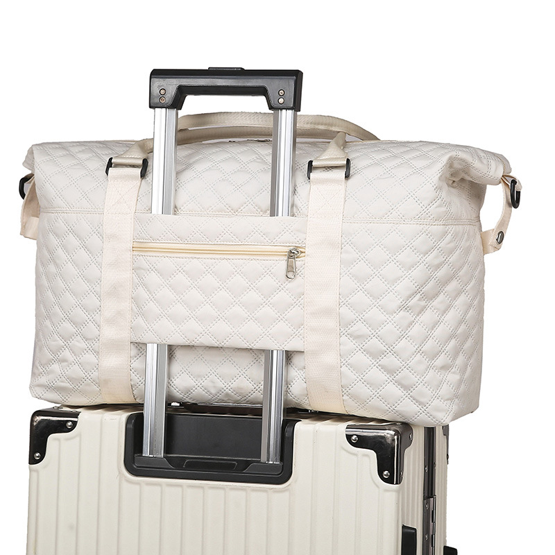 New cross-border travel bag, Korean version, large-capacity diamond-shaped hand-held storage bag, crossbody portable yoga and fitness bag details Picture