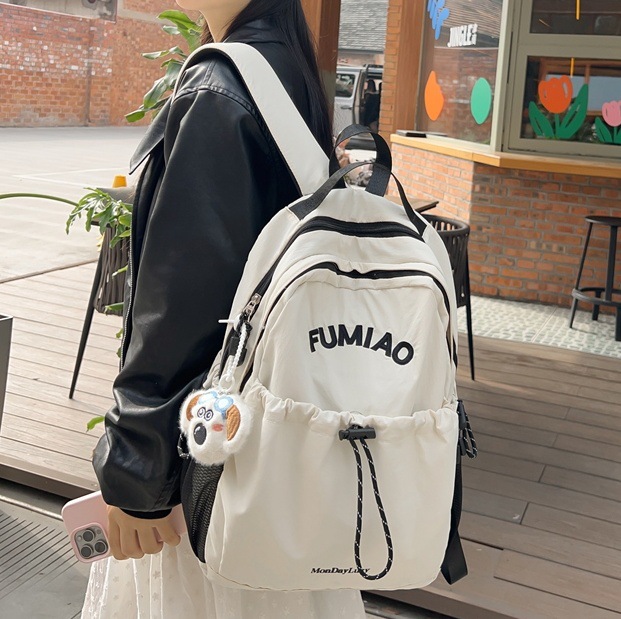 2024 New style backpack for women: Simple and versatile, large-capacity outdoor travel backpack, schoolbag for junior high school, senior high school and college students, and for men full figure