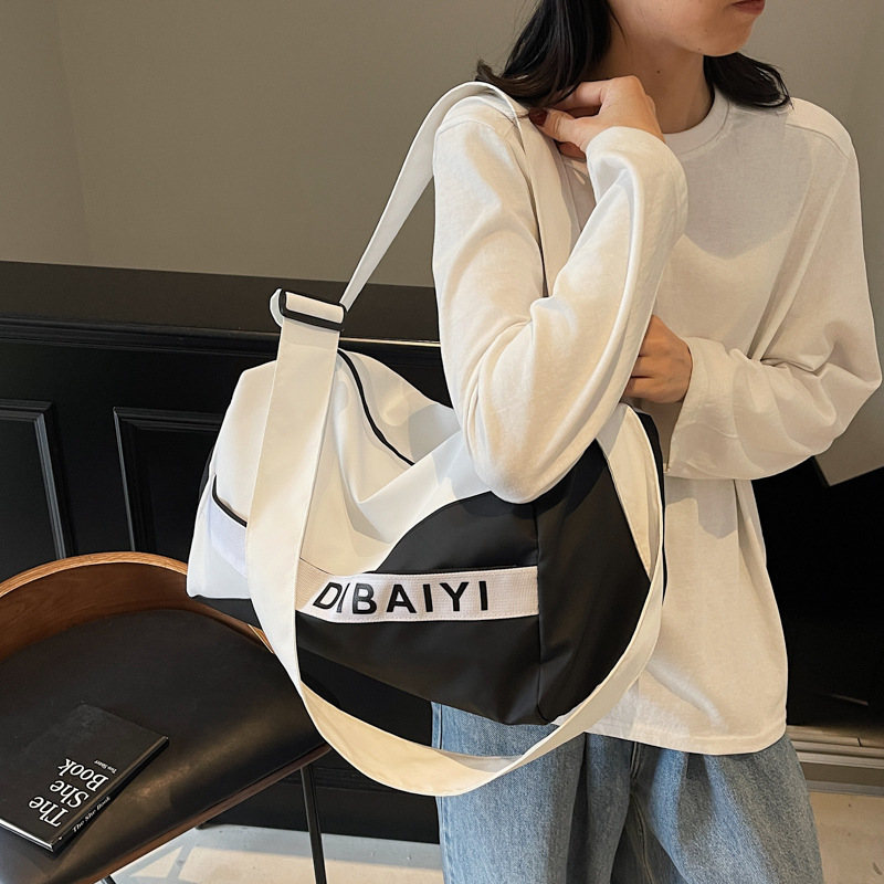 Dry-wet separated luggage bag, travel bag, breathable independent shoe compartment, sports backpack, hand-held bag, shoulder bag, crossbody fitness bag full figure