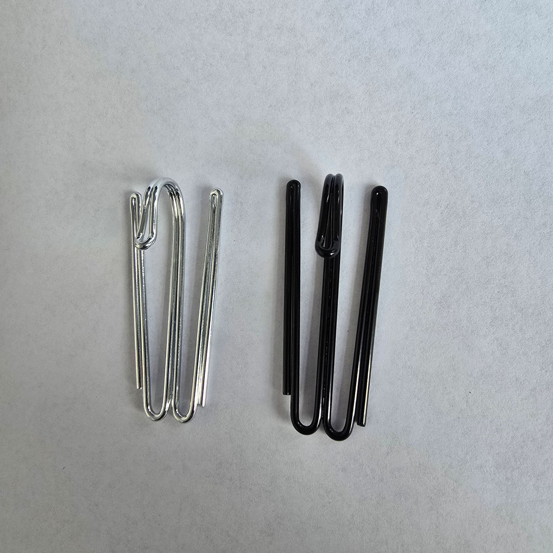 Factory direct sales of curtain accessories, metal curtain fabric straps, hooks, curtain hooks, and four-fork hooks details Picture