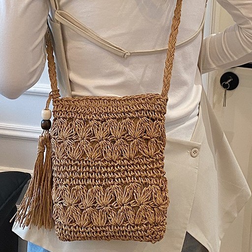 Simple and fashionable small bag 2025 Summer new fashion trend single-shoulder bag, retro casual fashion crossbody bag details Picture