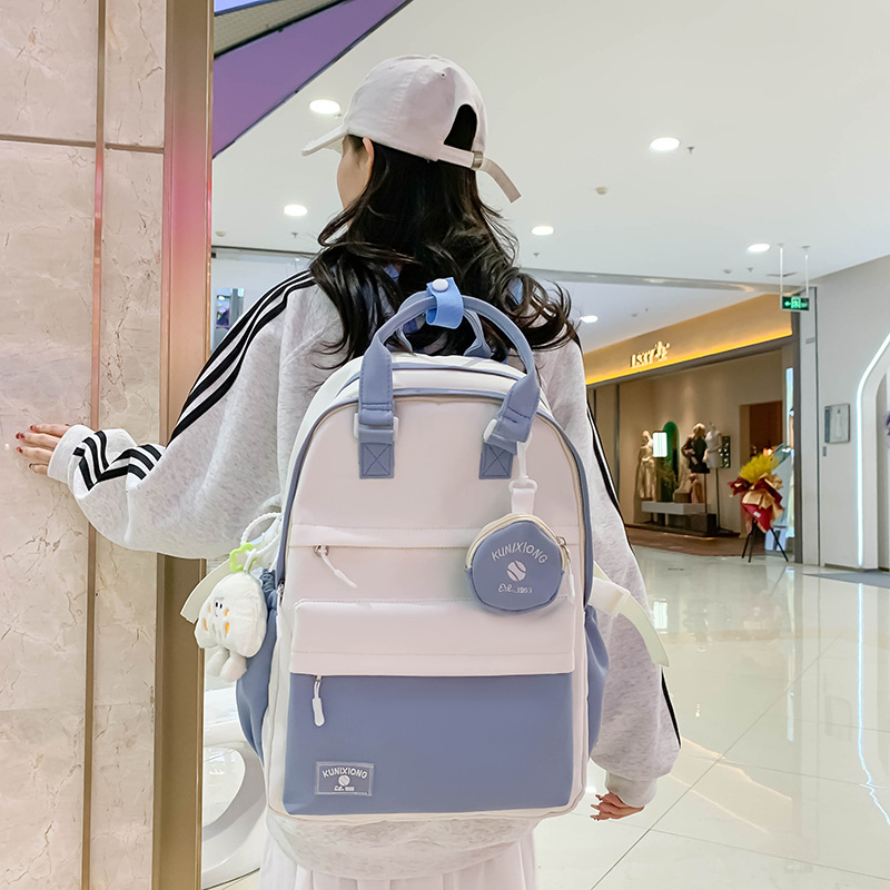 Japanese-style junior high school and high school schoolbags, girls' college backpacks, handbags for teenage college students, large-capacity backpacks for classes Application Scenario