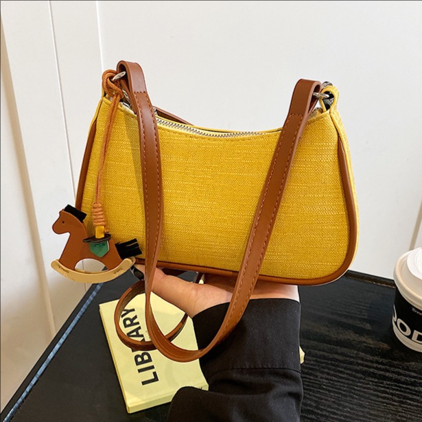 High-end underarm bag, 2025 new niche small square bag, trendy single-shoulder bag, fashionable handbag, patchwork crossbody bag full figure