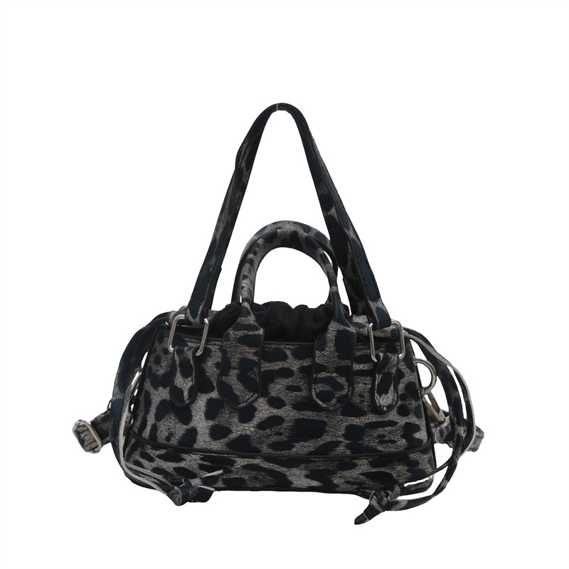 French-style leopard print handbag, new autumn 2024 fashion, retro and niche design, single-shoulder crossbody bucket bag Item Picture