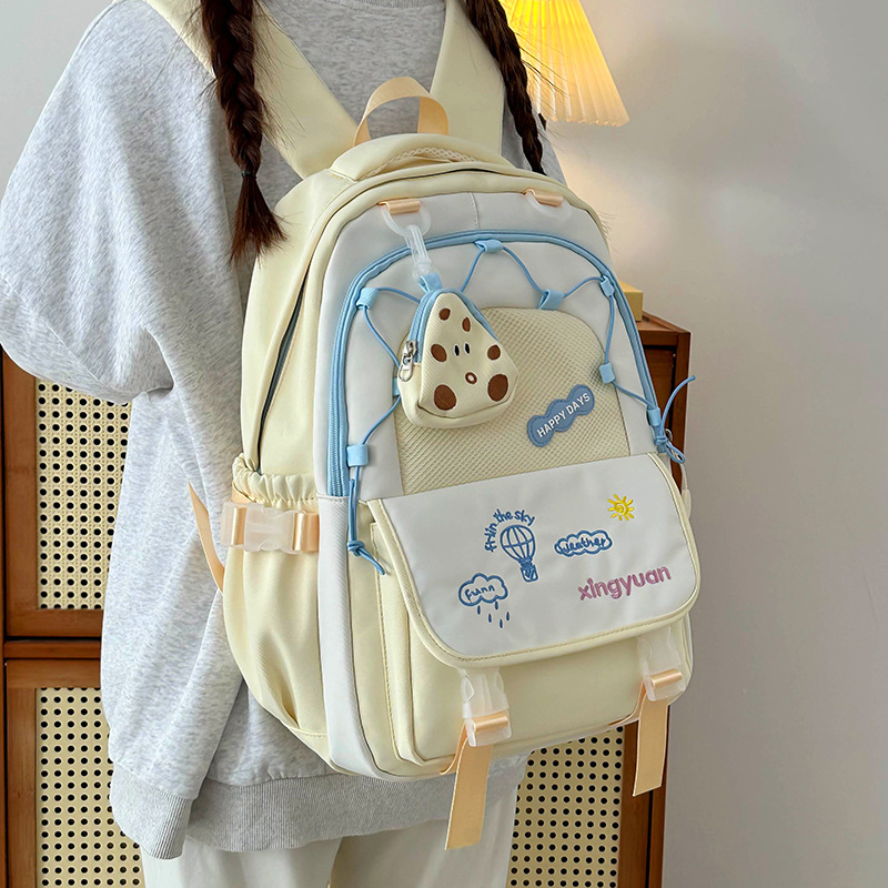 High appearance level, cute and fresh, color-blocking schoolbag with multiple layers, adorable letter embroidery backpack for primary and secondary school girls full figure