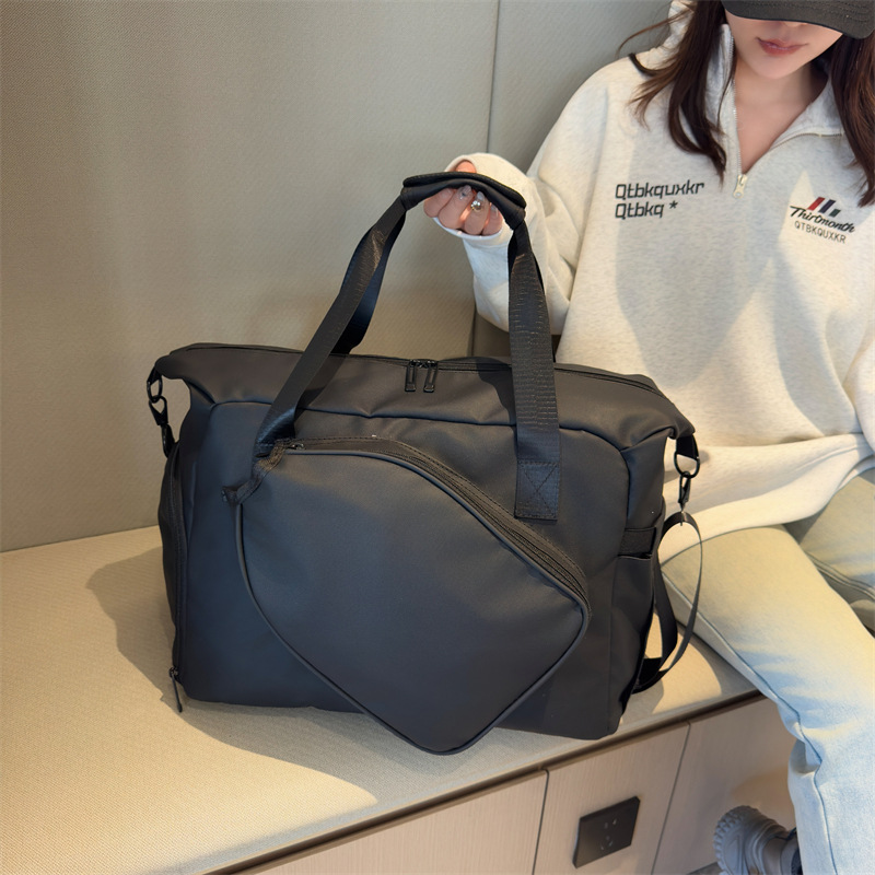 Outdoor tennis racket hand-held sports bag, crossbody badminton racket storage bag, large-capacity multi-functional short-distance travel bag details Picture