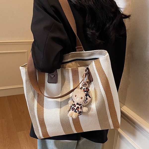 Forest-themed summer new crossbody canvas bag for women, a trendy and fashionable daily versatile single-shoulder bag for class and commuting tote details Picture