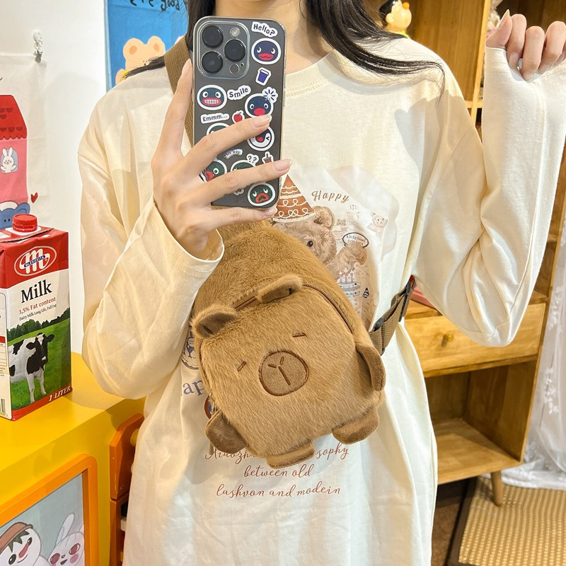 New cute plush bag, Capibara doll, mobile phone, crossbody bag, versatile for spring and autumn, capybara chest bag, key case details Picture