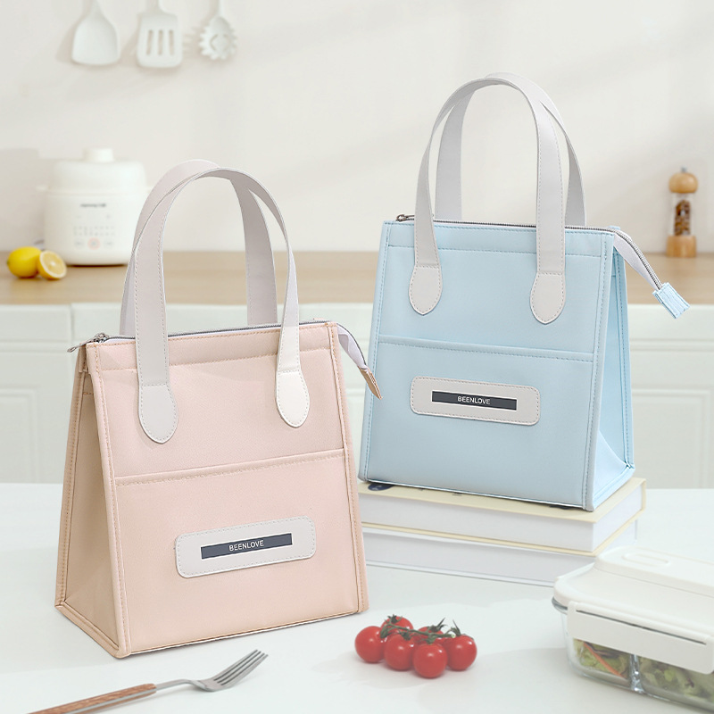 Runhui's new smiling simple style meal bag, work lunch box bag, student lunch box bag, hand-held aluminum foil insulated bag full figure