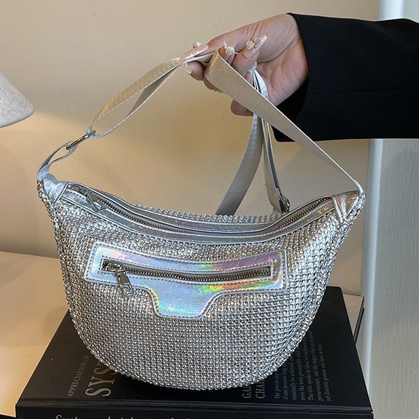 The 2025 new Korean version versatile shiny chest bag, an ins fashion single-shoulder casual crossbody bag for women who are popular for dancing Specification drawing