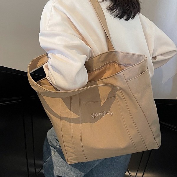 Casual fabric nylon tote bag, women's waterproof commuting bag, black canvas bag, zipper computer handbag, large capacity bag details Picture