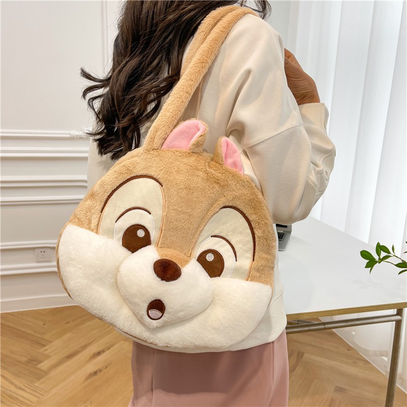 New fashionable plush cartoon bags, large-capacity cute strawberry bear pineapple Pupu squirrel single-shoulder bag tote bag full figure