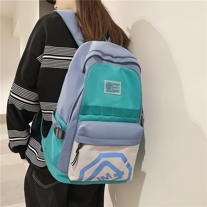 The new schoolbag with a large capacity for women, a Korean version with a Japanese forest style, is a fashionable and niche backpack that can be matched with junior high school, senior high school and college students details Picture