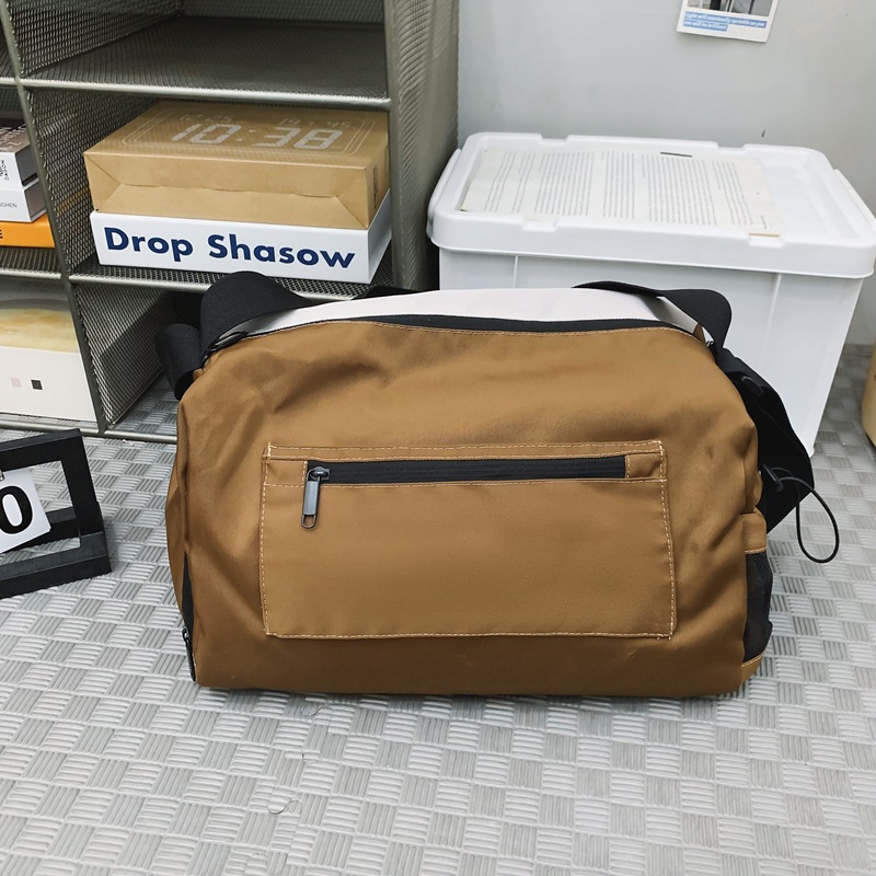 Men's trendy sports and fitness bags, casual single-shoulder crossbody bags, large-capacity lightweight travel bags, short-distance luggage storage bags Specification drawing
