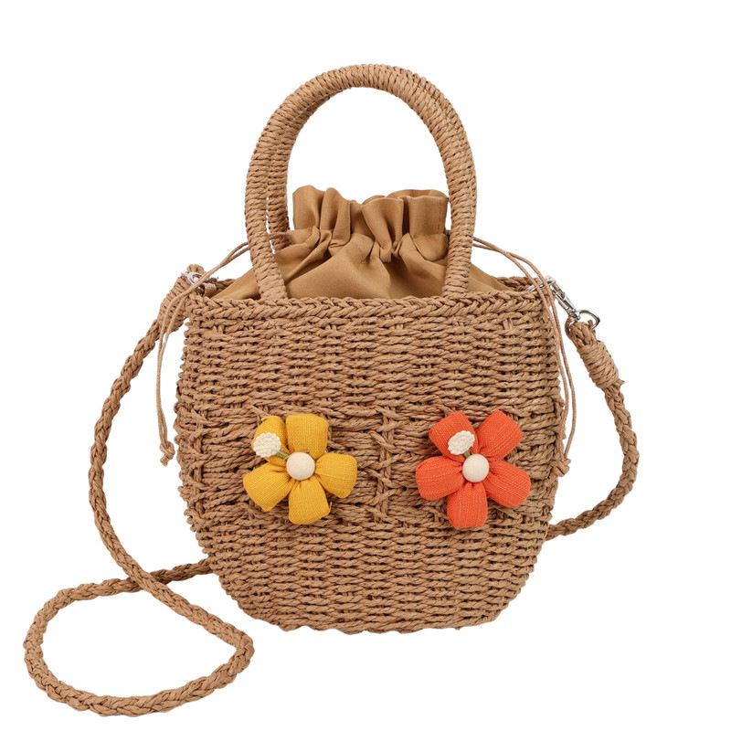 Woven bags, women's flower bags, spring new fashionable and niche single-shoulder bags, vacation beach bucket bags, straw woven bags Item Picture