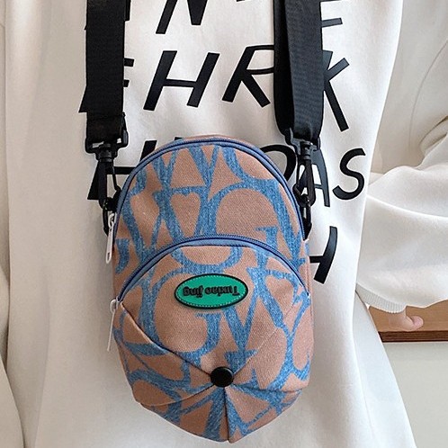 Crossbody bag, men's and women's single-shoulder small bag, hat-shaped sports and casual outdoor travel, waterproof mobile phone bag, single-shoulder bag details Picture
