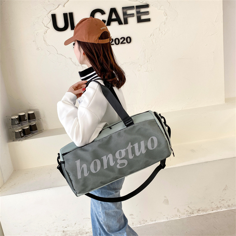 New sports and fitness bags, women's independent shoe space travel bags, women's dry and wet separation hand-held yoga bags, business trip luggage bags details Picture