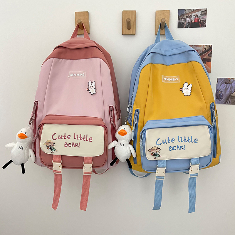 New nylon color-blocked large-capacity backpack for middle school students, an ins Korean version backpack for junior high school students' campus full figure