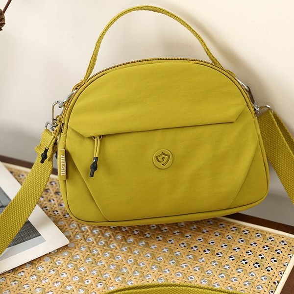 Multi-layer and multi-color nylon fabric bag 2025 Spring New collection: Simple, fashionable and casual women's bag, single-shoulder crossbody bag, travel bag details Picture