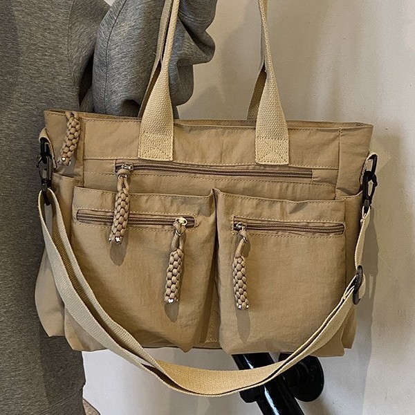 New Korean-style nylon women's single-shoulder handbag, large-capacity hand-held tote bag, outdoor casual crossbody travel bag full figure