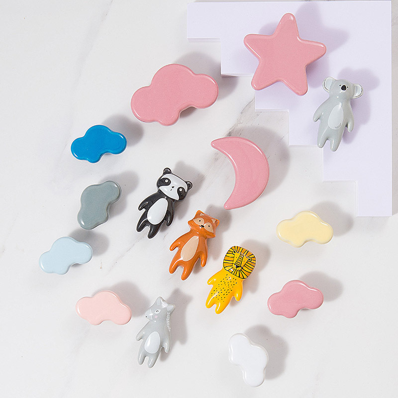 Cute lion cabinet drawer handle, Star Moon cloud ceramic pull, children's panda cabinet door handle hook, modern and simple Application Scenario