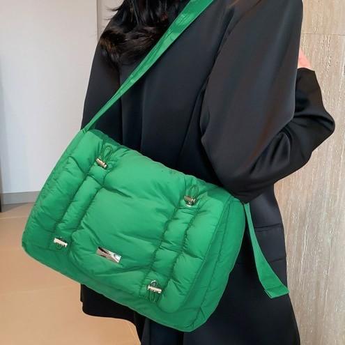 ins large-capacity cotton-padded jacket small square bag for women 2025 Summer new style, a niche, versatile and high-end single-shoulder crossbody bag full figure
