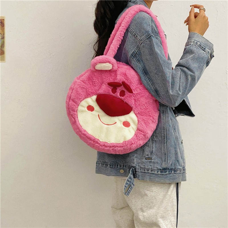 New fashionable plush cartoon bags, large-capacity cute strawberry bear pineapple Pupu squirrel single-shoulder bag tote bag Specification drawing