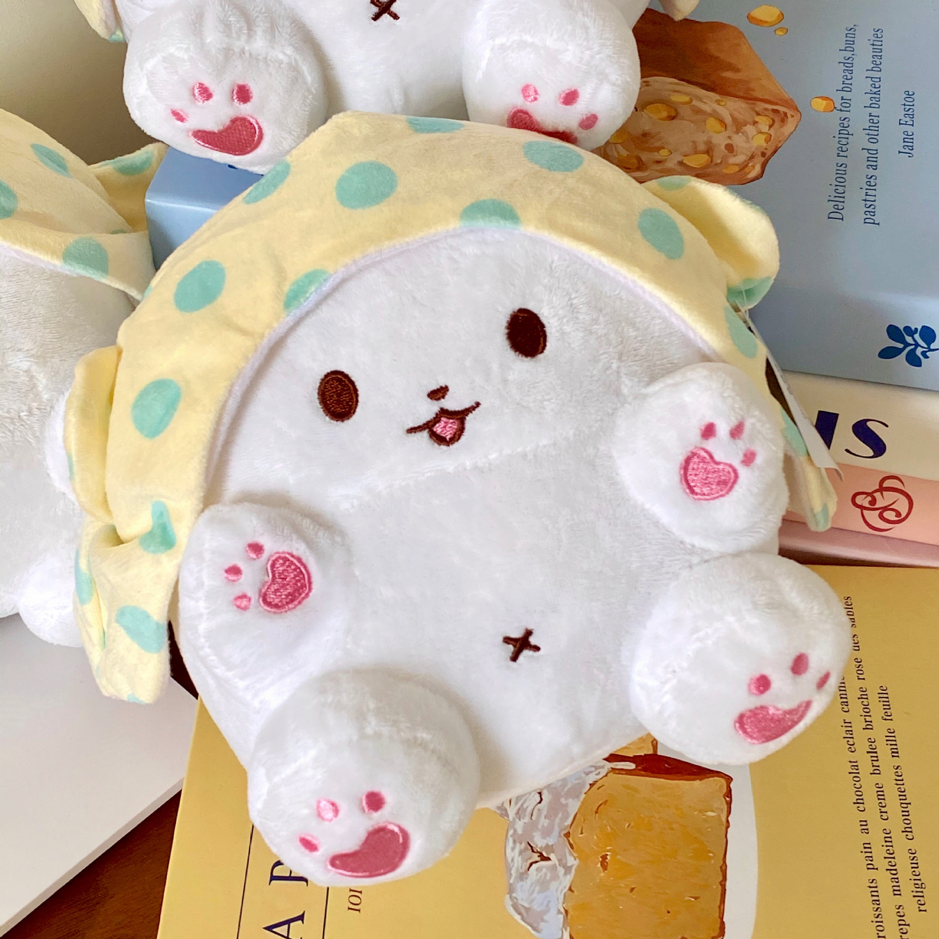 Cartoon blanket, bear plush toy pendant, Japanese-style cute doll, super soft children's companion toy doll full figure