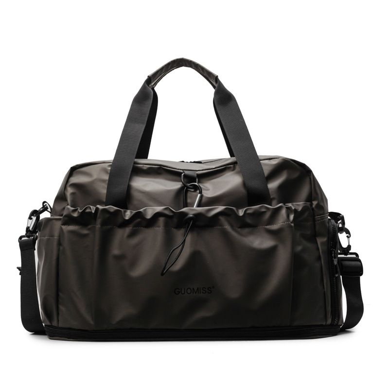 The dry-wet separated fitness bag can be used for short business trips. The travel bag with a handle can be extended. It is a simple and casual carry-on bag Item Picture