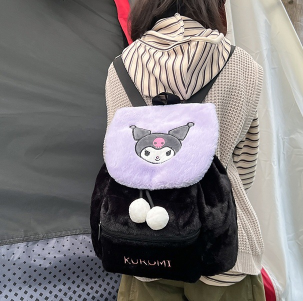 This fluffy backpack is a cute cartoon small schoolbag with a large capacity and a high level of appearance. It is a soft and versatile backpack for children in autumn and winter full figure