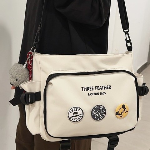 Multi-functional Japanese-style student large-capacity single-shoulder crossbody bag, lightweight unisex bag, couple bag, messenger bag full figure