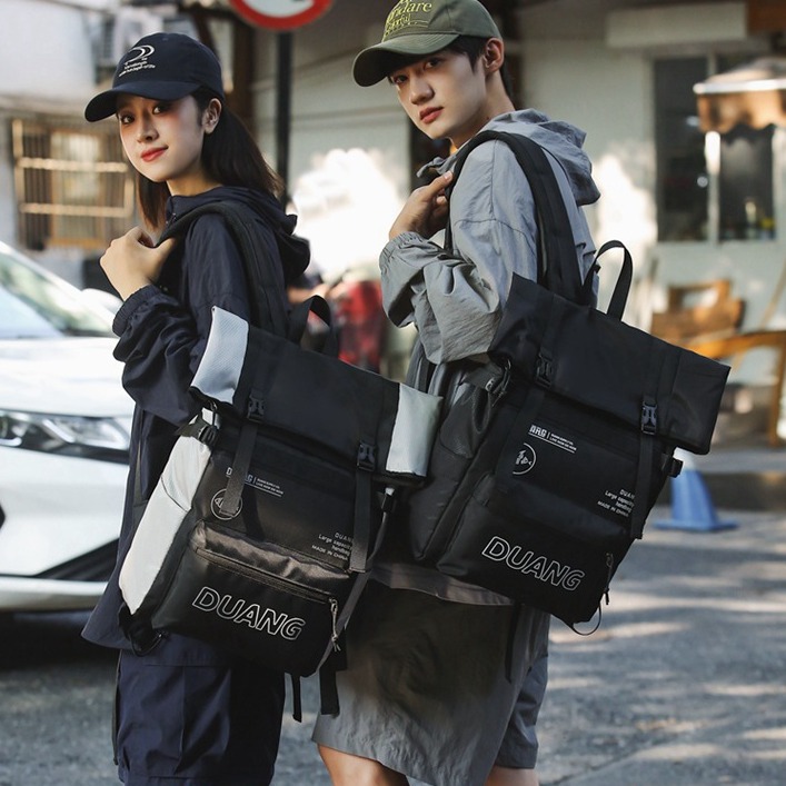 New trendy and individualistic school-style outdoor backpacks for women and sporty and casual Korean-style backpacks for men in the back-to-school season full figure