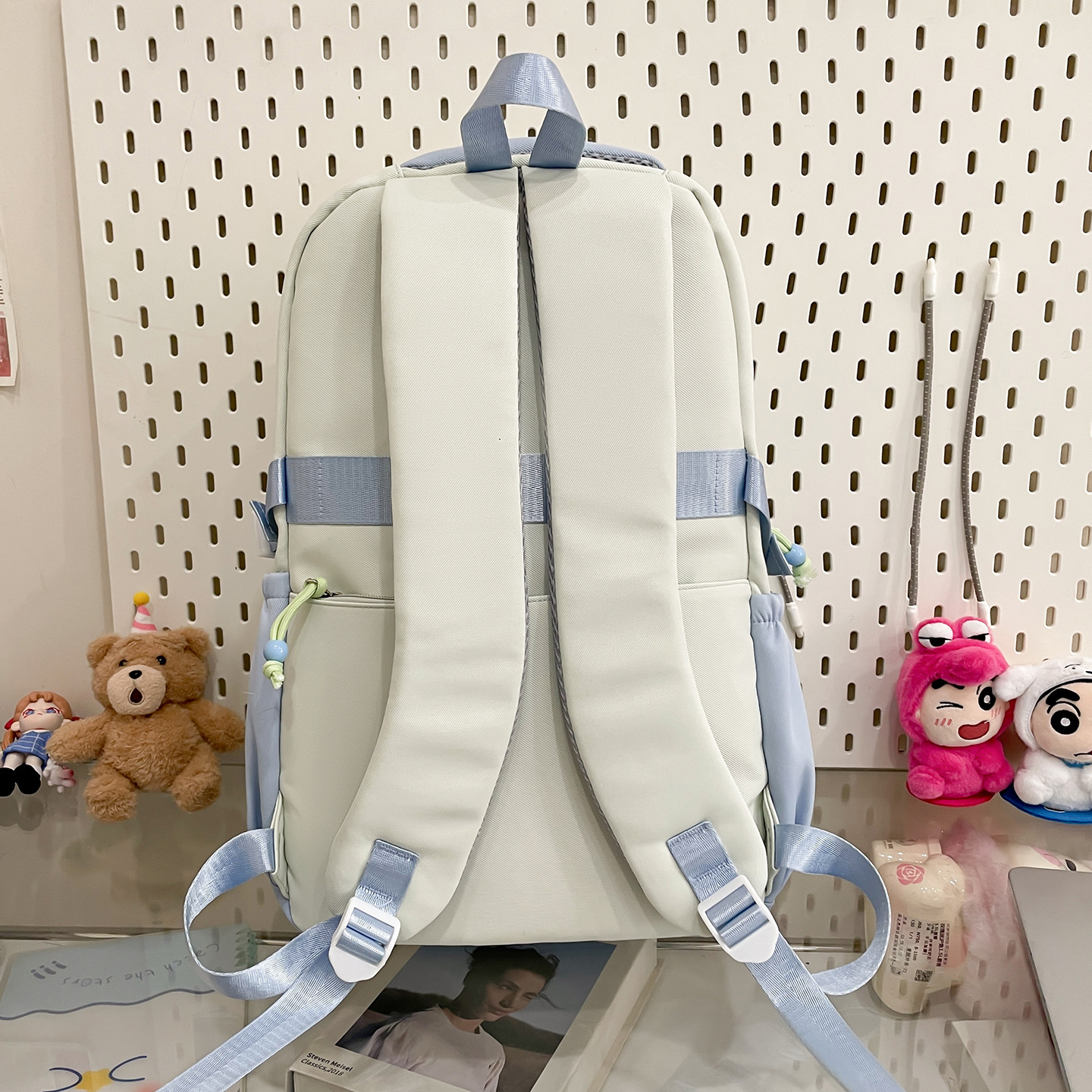 Forest-themed ins fresh and sweet letter backpack, a new high-appearance-level lightweight and large-capacity backpack for primary and secondary school students Specification drawing