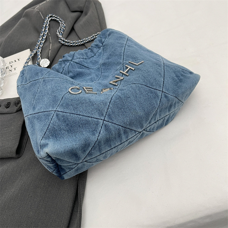 2024 New Korean-style denim large-capacity bag, women's diamond-shaped chain, high-end commuting single-shoulder bag for women Specification drawing