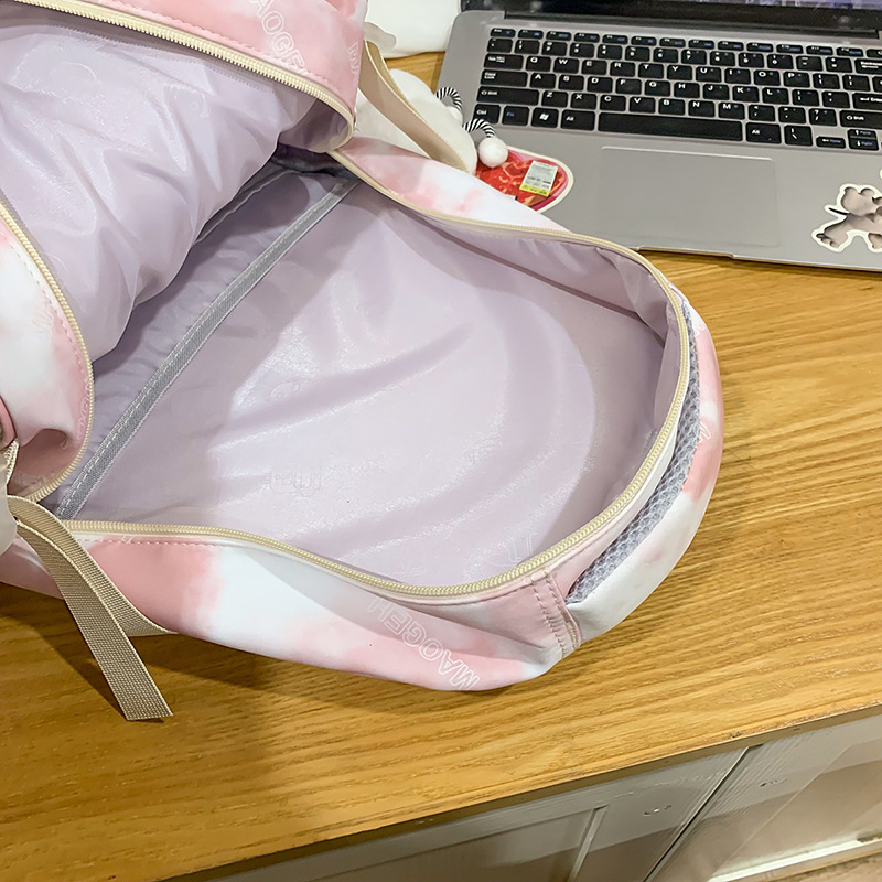 New large-capacity multi-compartment schoolbag tie-dyed, cute and sweet, artistic backpack, versatile, casual and lightweight after-school bag Application Scenario