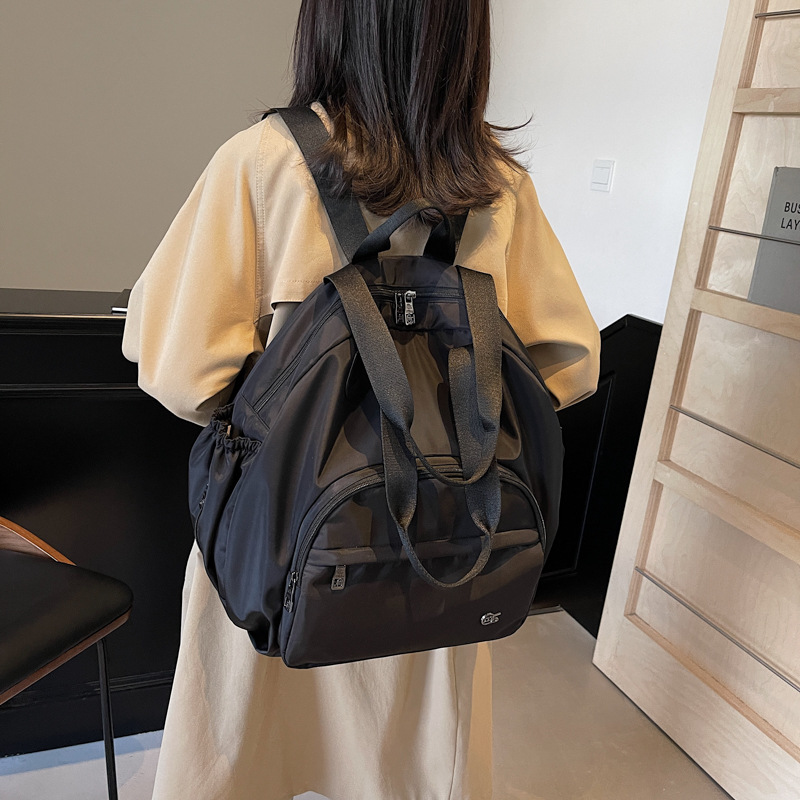 Lazy style large-capacity mommy backpack, insulated dry and wet separation backpack for kids, fashionable and casual travel single-shoulder bag details Picture