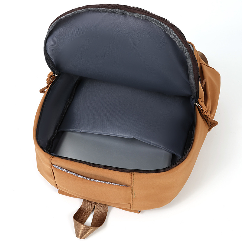Korean version schoolbag for girls, 2025 new style, high appearance level, cute girls, light backpack for grades three to six Application Scenario