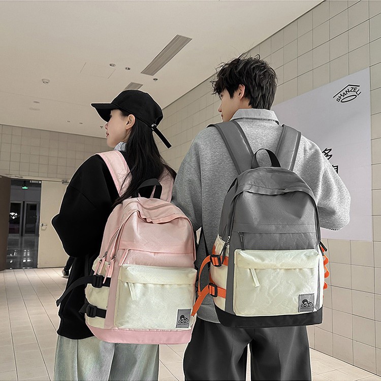 The 2025 new stylish and versatile large-capacity outdoor backpack is a lightweight commuting bag for college students and a simple and casual bag details Picture