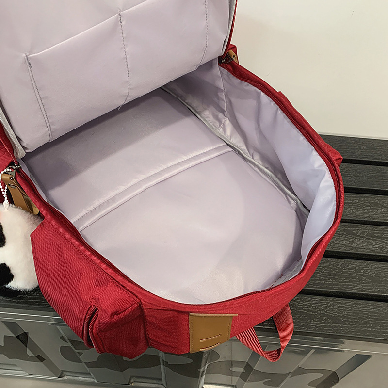 New type of schoolbag for men, high-quality air-cushioned backpack for junior and senior high school students, large-capacity outdoor sports backpack Application Scenario