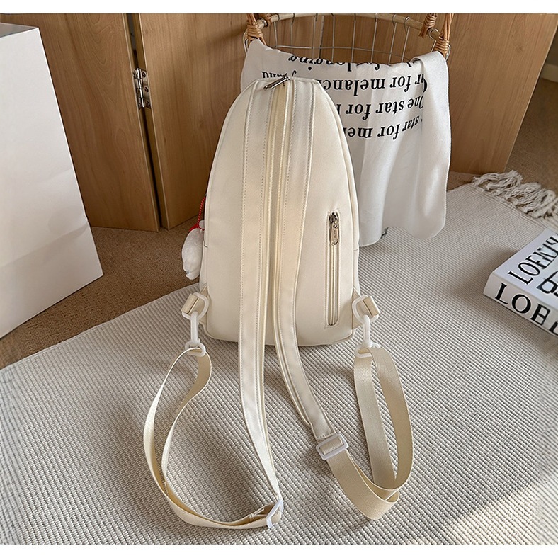 Simple and versatile casual niche chest bag, Japanese Instagram retro lightweight dual-purpose small schoolbag, female student crossbody backpack Application Scenario