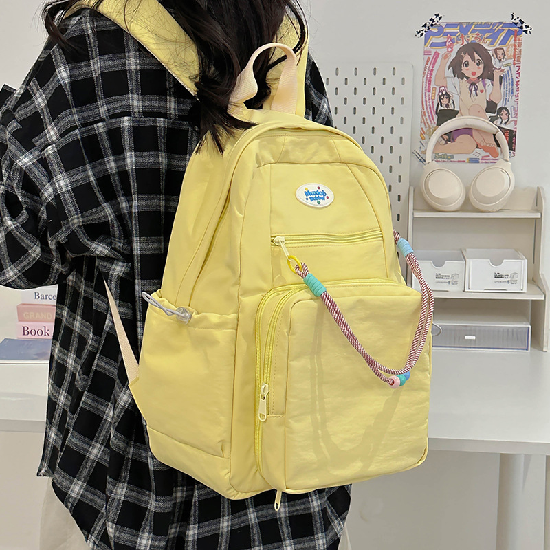 New large-capacity student backpack, a fresh and college-style backpack, a casual student backpack Application Scenario
