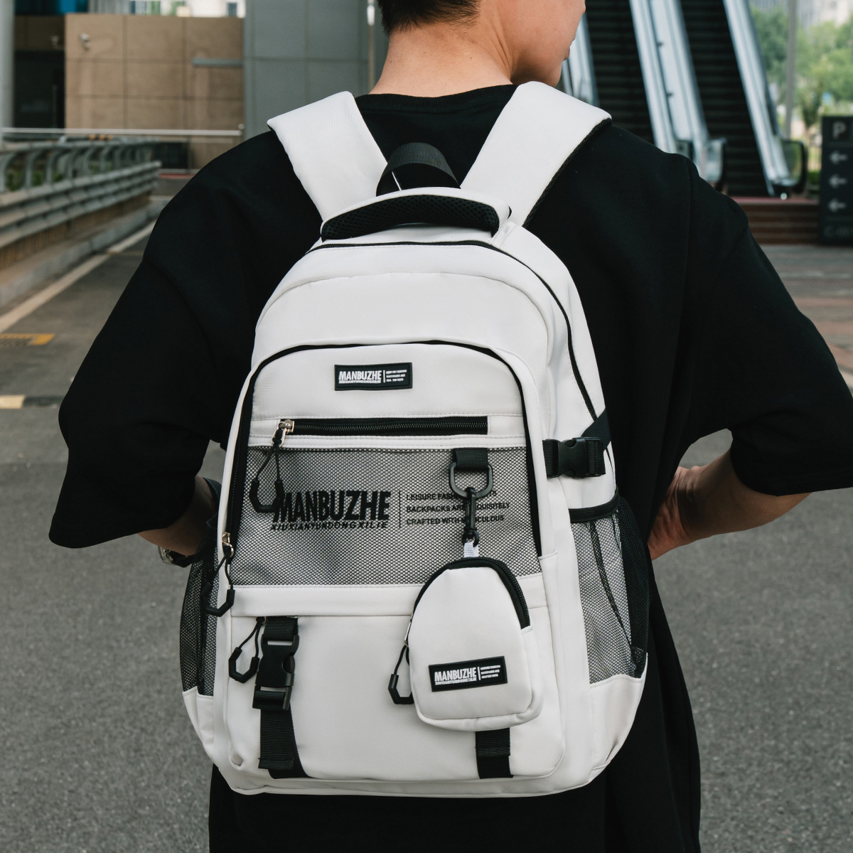 A new Korean-style Instagram backpack with a high level of appearance, solid color and niche design, is a lightweight backpack for junior and senior high school students to go hiking and travel details Picture