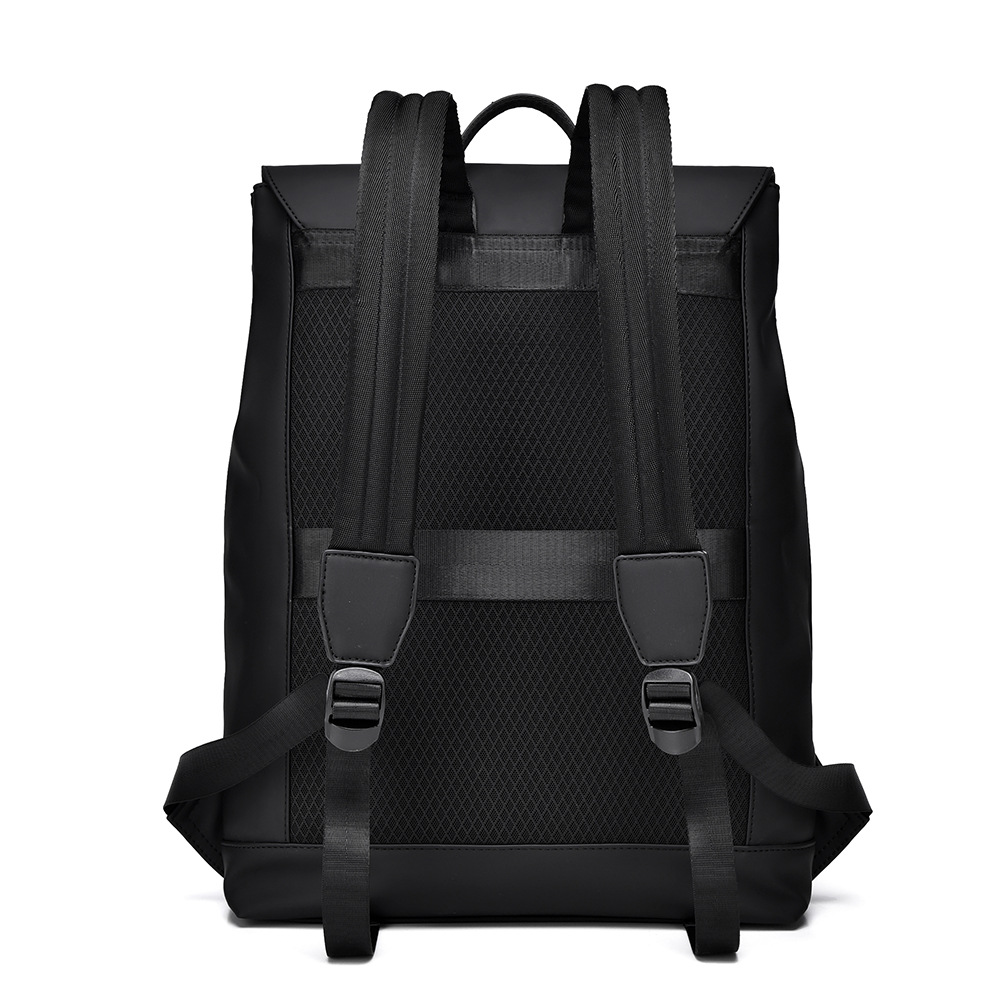 The new men's backpack features a large-capacity, fashionable and casual design with a high-end flip cover, making it convenient for travel Application Scenario