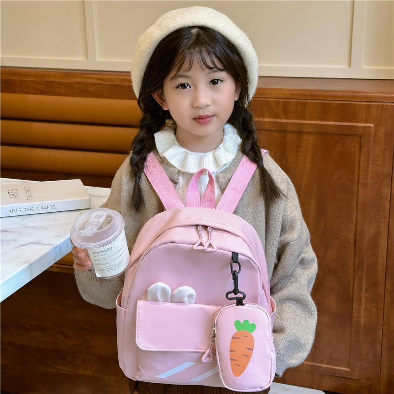 Kids' stylish little backpack 2024 New Korean version with trendy carrot print, cute and unique kindergarten bag for kids Application Scenario