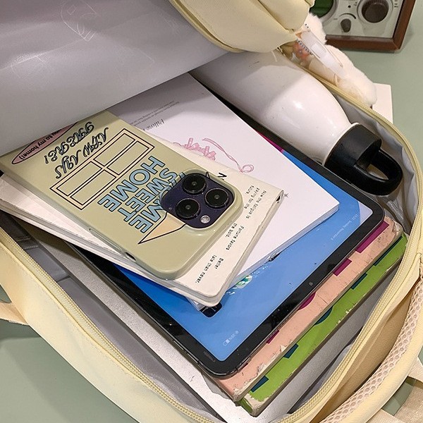 A new Japanese-style Instagram backpack with a high aesthetic level, fresh and sweet, pleated lace, transparent and pain-relieving bag for junior and senior high school students Application Scenario